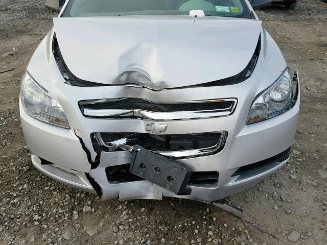 1G1ZB5EB4AF257582 - 2010 CHEVROLET MALIBU LS 银色 照片 7