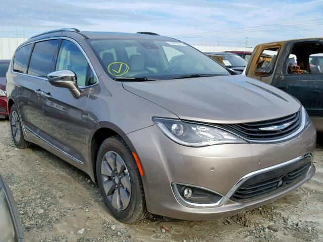 2C4RC1N77JR258372 - 2018 CHRYSLER PACIFICA H GRAY photo 1