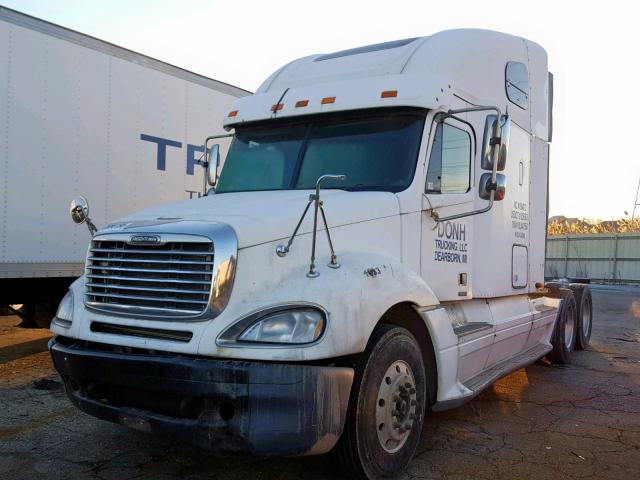 1FUJA6CG15LN47550 - 2005 FREIGHTLINER CONVENTION WHITE photo 2