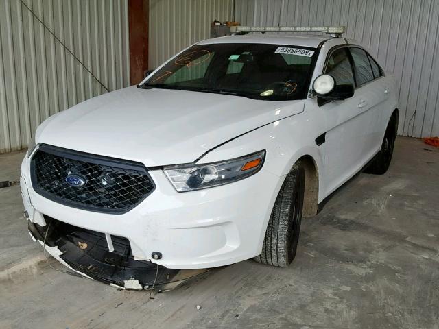 1FAHP2M85DG213393 - 2013 FORD TAURUS POL WHITE photo 2