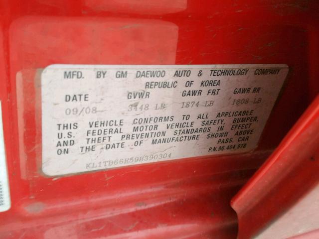 KL1TD66E59B390304 - 2009 CHEVROLET AVEO LS RED photo 10