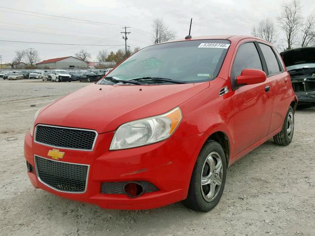 KL1TD66E59B390304 - 2009 CHEVROLET AVEO LS RED photo 2