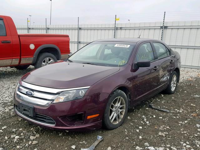 3FAHP0GA3BR319124 - 2011 FORD FUSION S MAROON photo 2