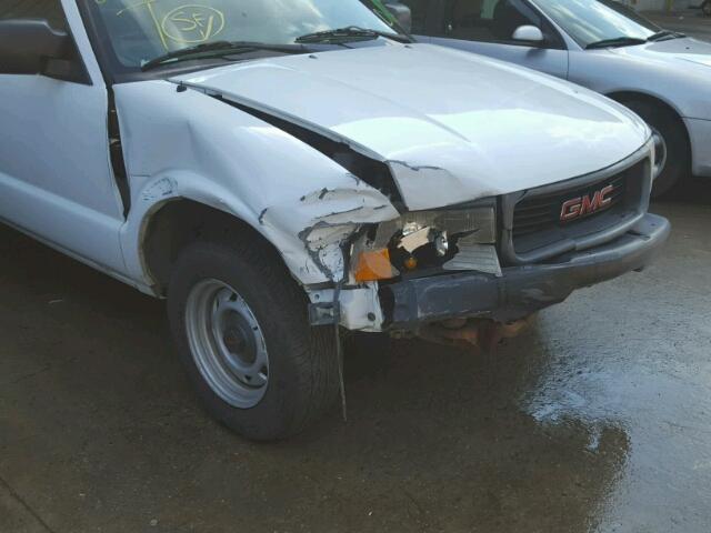 1GTCS14W9YK136705 - 2000 GMC SONOMA WHITE photo 9