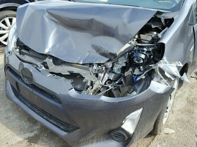 JTDKDTB34F1576828 - 2015 TOYOTA PRIUS C GRAY photo 9