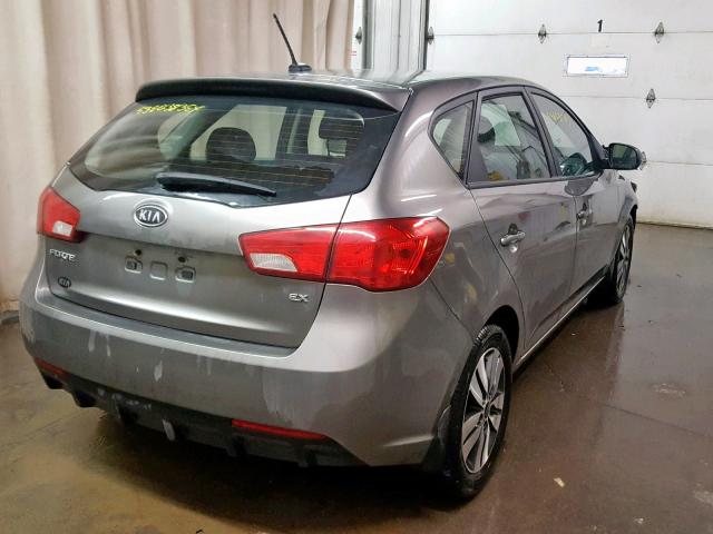 KNAFU5A24D5657496 - 2013 KIA FORTE EX GRAY photo 4