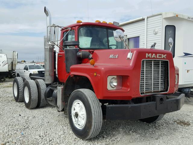 1M1AM08X8SM003055 - 1995 MACK 600 RB600 RED photo 1