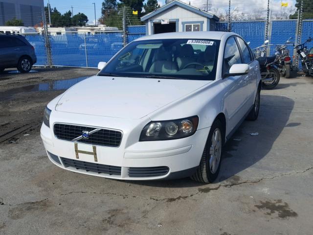 YV1MS390462170658 - 2006 VOLVO S40 2.4I WHITE photo 2