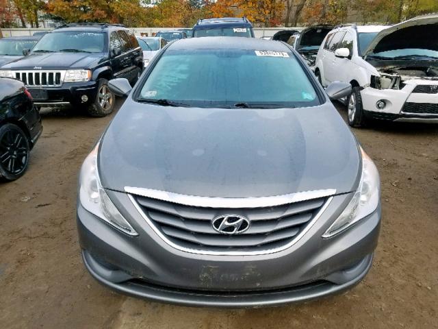 5NPEB4AC7DH570649 - 2013 HYUNDAI SONATA GLS GRAY photo 9