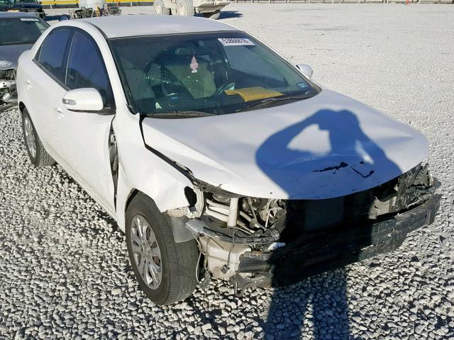 KNAFU4A29A5118149 - 2010 KIA FORTE EX WHITE photo 1