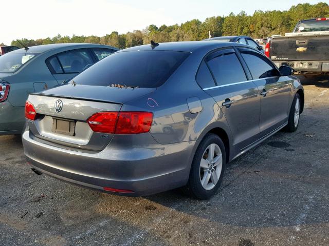 3VW3L7AJ6CM091472 - 2012 VOLKSWAGEN JETTA TDI GRAY photo 4