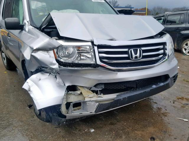 5FNYF3H20DB041891 - 2013 HONDA PILOT LX SILVER photo 9