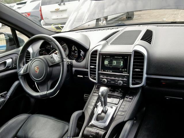 WP1AE2A21BLA92558 - 2011 PORSCHE CAYENNE S BLACK photo 9