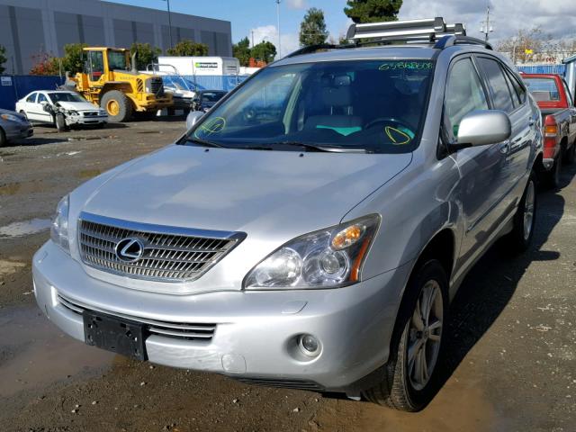 JTJHW31UX82856326 - 2008 LEXUS RX 400H SILVER photo 2