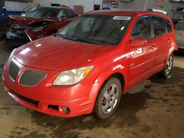 5Y2SL63805Z446530 - 2005 PONTIAC VIBE RED photo 2