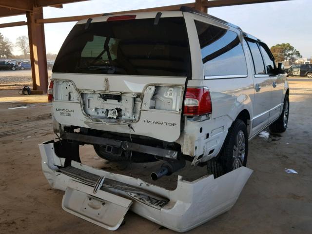 5LMFL275X8LJ12919 - 2008 LINCOLN NAVIGATOR 白色 照片 4