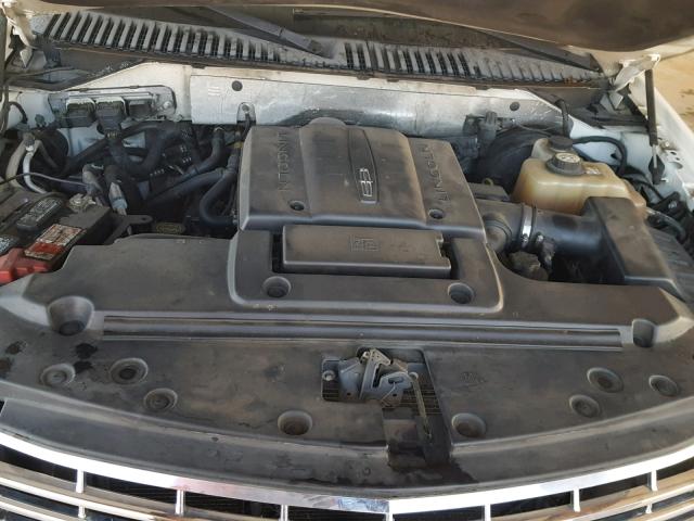 5LMFL275X8LJ12919 - 2008 LINCOLN NAVIGATOR 白色 照片 7