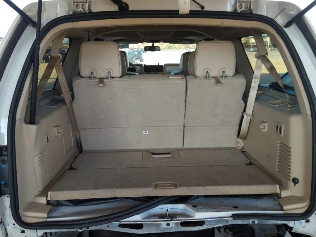 5LMFL275X8LJ12919 - 2008 LINCOLN NAVIGATOR 白色 照片 9