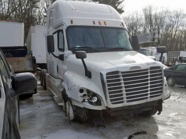 3AKJGLBG6ESFL7926 - 2014 FREIGHTLINER CASCADIA 1 WHITE photo 1