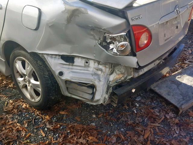 2T1BY30E85C434999 - 2005 TOYOTA COROLLA XR 银色 照片 9