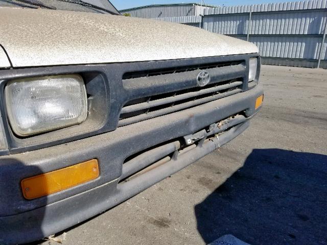 JT4RN81A2P5165933 - 1993 TOYOTA PICKUP 1/2 WHITE photo 9