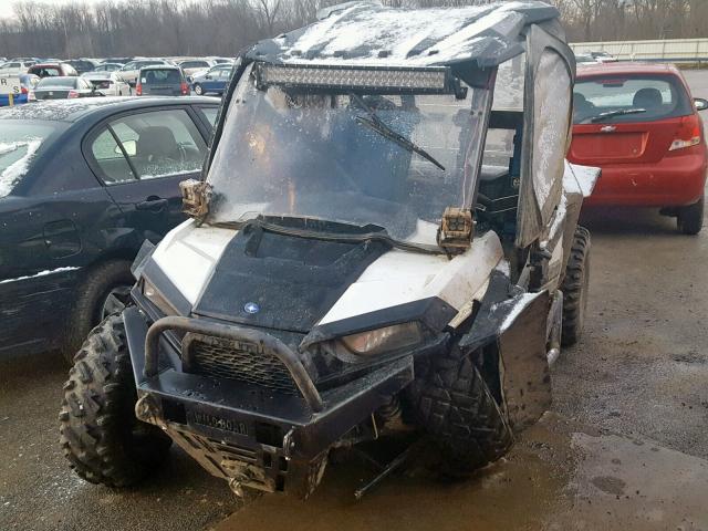 4XAVBA870FB930654 - 2015 POLARIS RZR S 900 WHITE photo 2