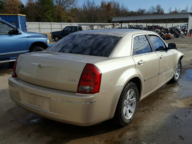 2C3KA53G86H482432 - 2006 CHRYSLER 300 TOURIN BEIGE photo 4