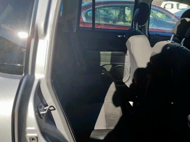 1C4NJCBA6HD124708 - 2017 JEEP COMPASS SP 灰色 照片 6