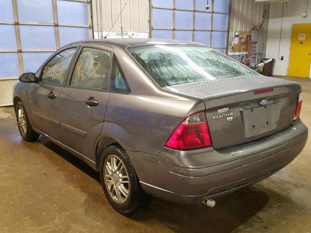 1FAFP34N77W289811 - 2007 FORD FOCUS ZX4 GRAY photo 3