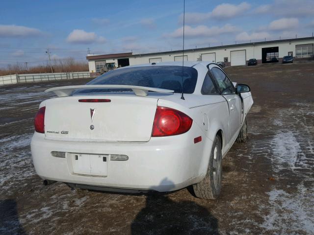 1G2AL18F487316633 - 2008 PONTIAC G5 WHITE photo 4