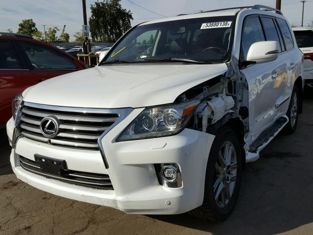 JTJHY7AX4E4156779 - 2014 LEXUS LX 570 WHITE photo 2