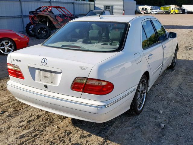 WDBJF65J41B308834 - 2001 MERCEDES-BENZ E 320 WHITE photo 4