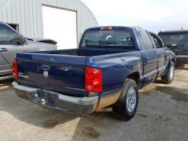 1D7HE28K07S160616 - 2007 DODGE DAKOTA QUA BLUE photo 4