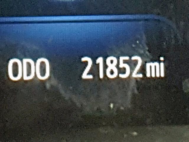 4T1BK1EB7JU284266 - 2018 TOYOTA AVALON XLE SILVER photo 8