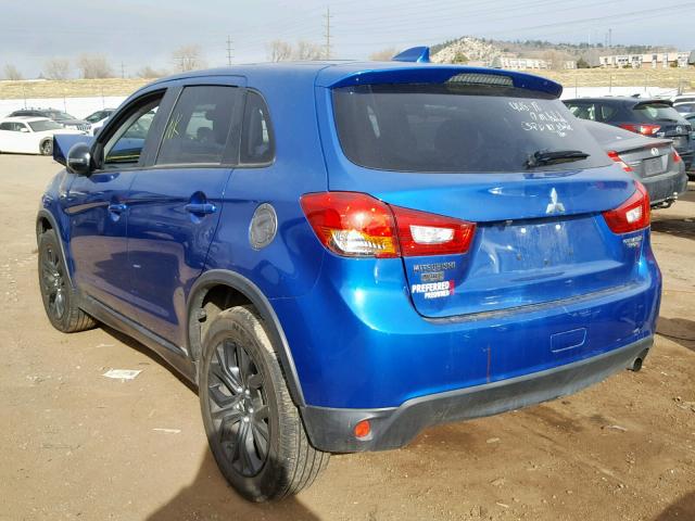 JA4AP3AU1HZ050328 - 2017 MITSUBISHI OUTLANDER BLUE photo 3