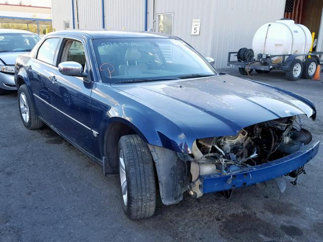 2C3JK63H05H662459 - 2005 CHRYSLER 300C BLUE photo 1