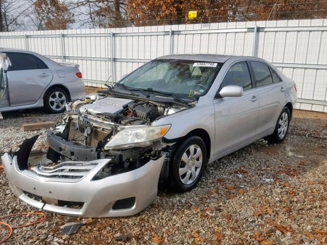 4T1BK3EK6BU609860 - 2011 TOYOTA CAMRY SE 银色 照片 2