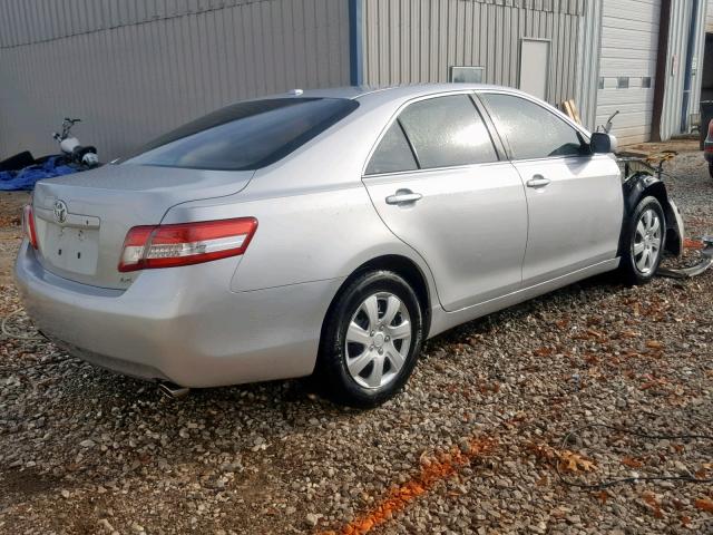 4T1BK3EK6BU609860 - 2011 TOYOTA CAMRY SE 银色 照片 4