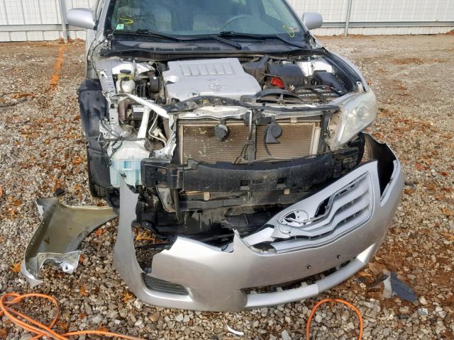 4T1BK3EK6BU609860 - 2011 TOYOTA CAMRY SE 银色 照片 9