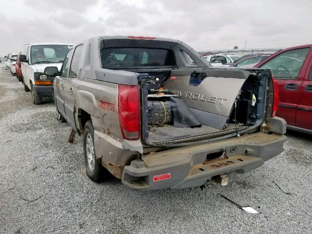 3GNEC13T42G115702 - 2002 CHEVROLET AVALANCHE SILVER photo 3