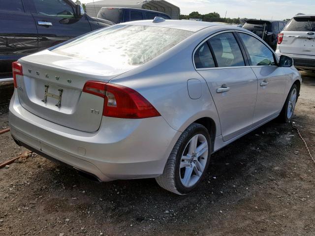 YV140MFB3F1316636 - 2015 VOLVO S60 PREMIE SILVER photo 4