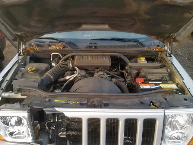 1J8HG48K96C131195 - 2006 JEEP COMMANDER Gümüş foto 7