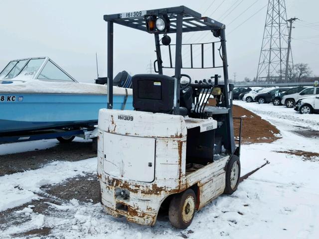 61807 - 1997 TOYOTA FORKLIFT WHITE photo 4