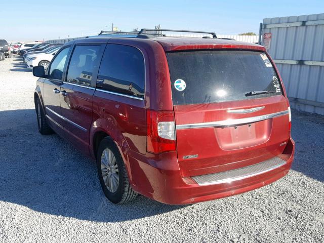 2C4RC1GG2CR134039 - 2012 CHRYSLER TOWN & COU RED photo 3