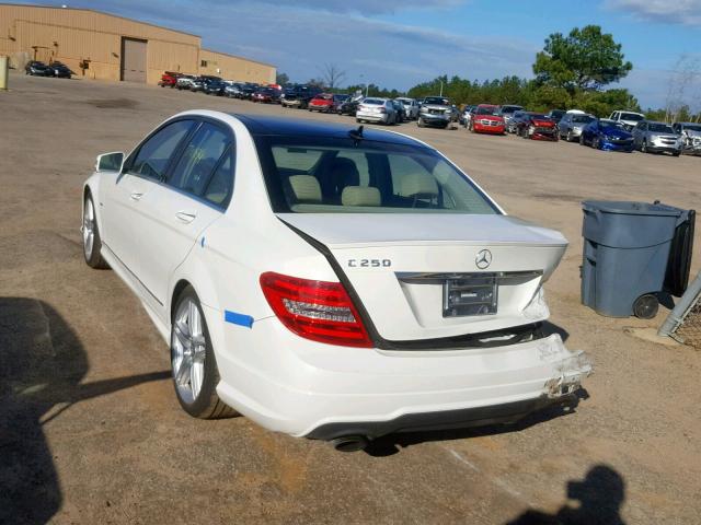 WDDGF4HB8CR193787 - 2012 MERCEDES-BENZ C 250 WHITE photo 3