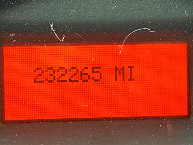 2G2WP552471213730 - 2007 PONTIAC GRAND PRIX BLACK photo 8