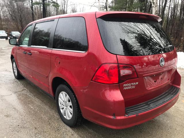 2V8HW44199R550736 - 2009 VOLKSWAGEN ROUTAN S RED photo 7