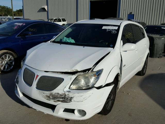 5Y2SL66815Z427271 - 2005 PONTIAC VIBE WHITE photo 2