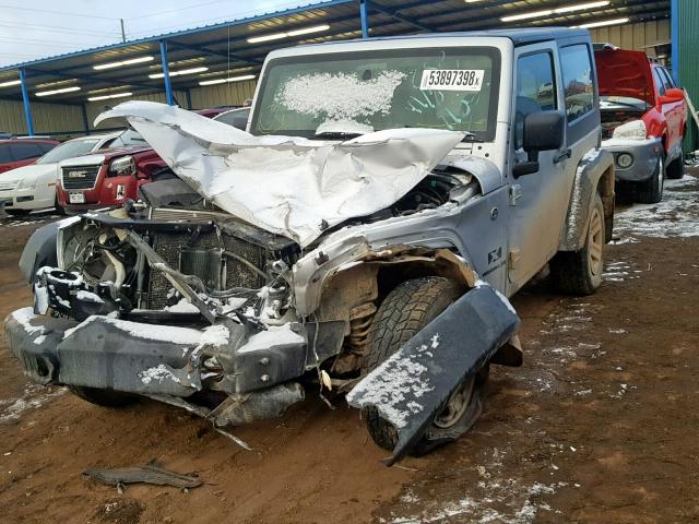 1J4FZ24168L554548 - 2008 JEEP WRANGLER X SILVER photo 2