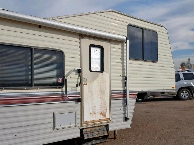 1EA5R2925P2451311 - 1993 TERR 5TH WHEEL TAN photo 5